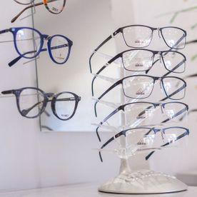 Brillengestelle mit Klarglas