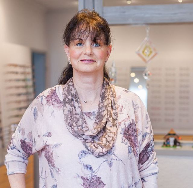 Augenoptikerin und Geschäftsinhaberin